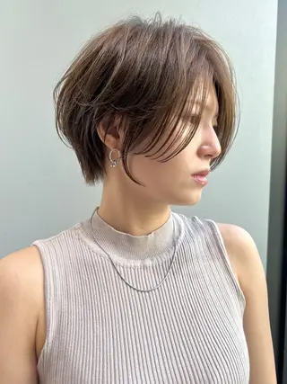 ショート 田中 優菜のヘアスタイル