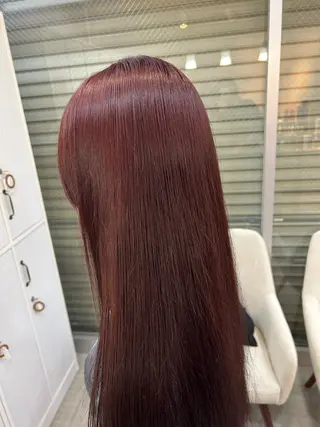 ロング カラー 伊藤 愛理のヘアスタイル