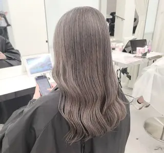 セミロング カラー 透明感ハイトーン特化 /ケアブリーチ/莉駒のヘアスタイル
