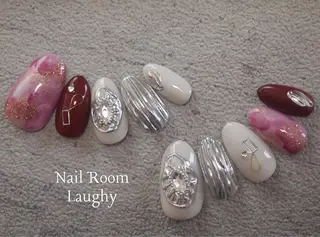 ネイル Nail Room Laughyのネイルデザイン