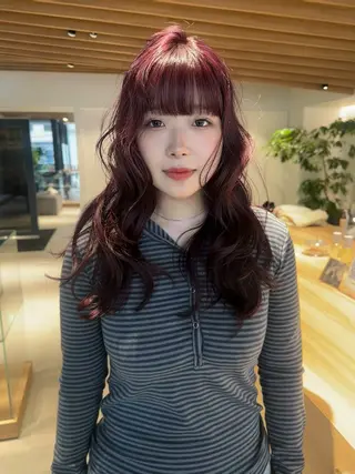 ロング カラー 井上 翠月のヘアスタイル