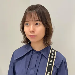 ミディアム カラー ベージュ🤎透明感 カラー🤎anriのヘアスタイル