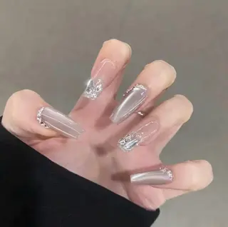 ネイル Queen NAIL SALON所属・林 かねいのネイルデザイン