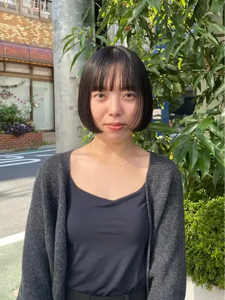 ショート カラー 艶髪/ダークトーン 🩶丸山日向のヘアスタイル