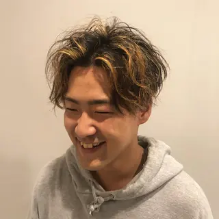 カラー メンズ 竹村 海人のヘアスタイル
