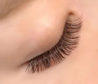 マツエク・マツパ YELLIO所属・YELLIO (エーリオ)のマツエク・マツパデザイン