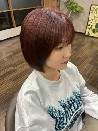 ショート カラー 上野台 彩加のヘアスタイル