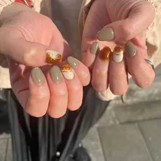 ネイル 友田 晴香のネイルデザイン