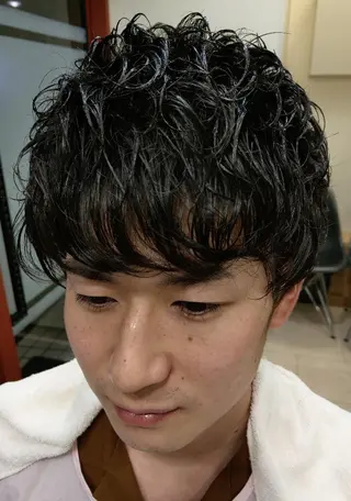 パーマ ミディアム 渡邉 直登のヘアスタイル