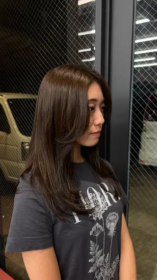 カラー HIBIKI / ブリーチモデルのヘアスタイル