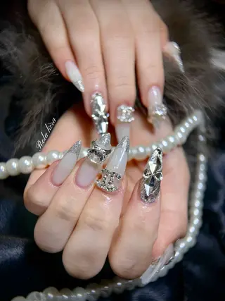 ネイル Rola kira nail salon所属・Rola kira 麗のネイルデザイン