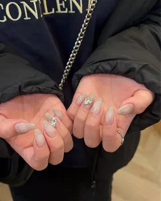 ネイル Nes.Nail所属・Miyagi Asamiのネイルデザイン