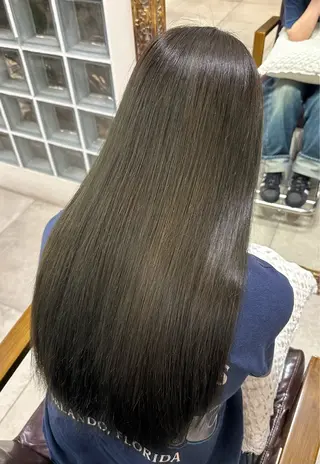 ロング カラー 遠藤 日和のヘアスタイル