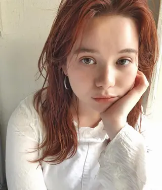 ミディアム ボブ/レイヤー/ ショートcovo代表のヘアスタイル