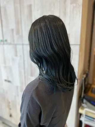 セミロング カラー 白髪ぼかし/ 艶カラー🌿斎藤相慶のヘアスタイル