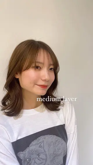 ミディアム 銀座/ハイトーン ミツイハルトのヘアスタイル