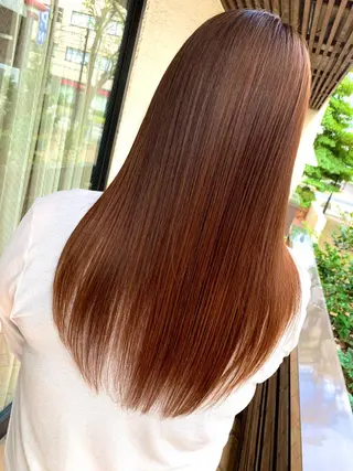 ロング アブアイ所属・艶髪・酸性ストレート フリツのヘアスタイル