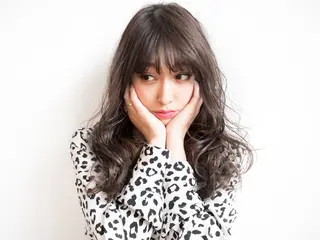 セミロング カラー HAIR WORKS HELM所属・ショート✨ボブ✨代表 新田見美仁のヘアスタイル