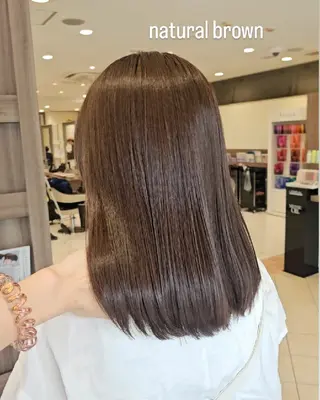 セミロング カラー ナチュラル暖色カラー 🤎 佐藤栞のヘアスタイル