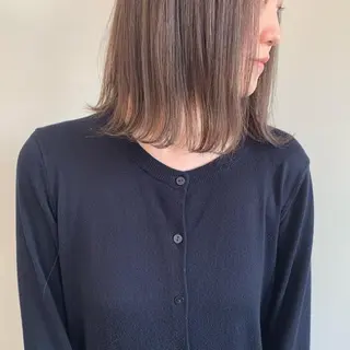 ミディアム 柳原 実央のヘアスタイル