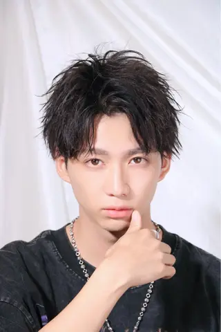 パーマ メンズ AITOKYO  men's 横浜所属・【カラーの達人】 メンズ特化🔥徹のヘアスタイル