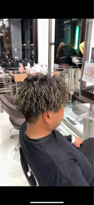 パーマ メンズ 小芝/メンズパーマ /レイヤーカット✂️のヘアスタイル