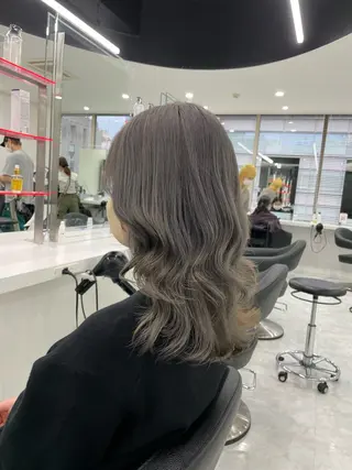 セミロング 💍大人デザイン /ハイトーン♡リクトのヘアスタイル