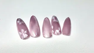 ネイル Queenie nailのネイルデザイン
