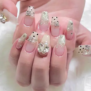 ネイル ネイリストYuri シェルウェリナ船橋のネイルデザイン