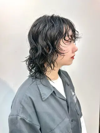 ミディアム カラー パーマ vain所属・パーマウルフショート 濱田匠のヘアスタイル