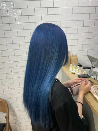 ロング カラー 榎本 姫那乃のヘアスタイル