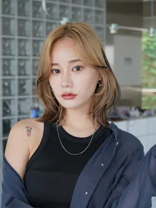 ミディアム Cinq所属・ハイライト🌟/ ボブ/豊田のヘアスタイル