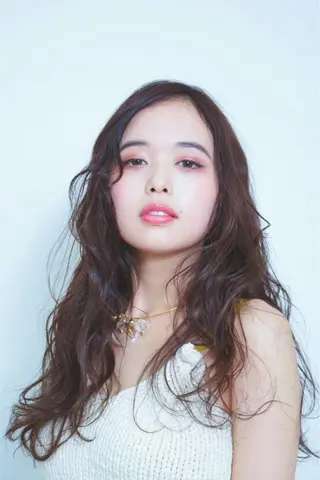 ロング ヘアアレンジ 佃 知南のヘアスタイル