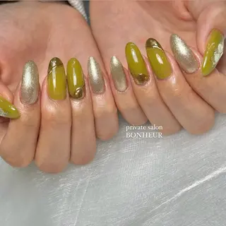 ネイル BONHEUR Annaのネイルデザイン