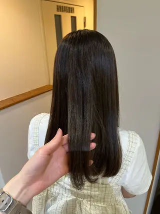 カラー UNBIRTHDAY amiのヘアスタイル