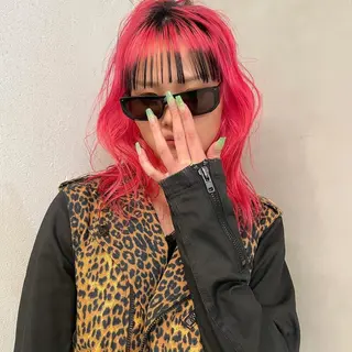 ミディアム カラー ブロンド／ブリーチ 【SITY.】のヘアスタイル