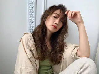 ロング カラー ヘアアレンジ hair salon darts所属・髪質改善/美髪ケア ✨岡野右京のヘアスタイル