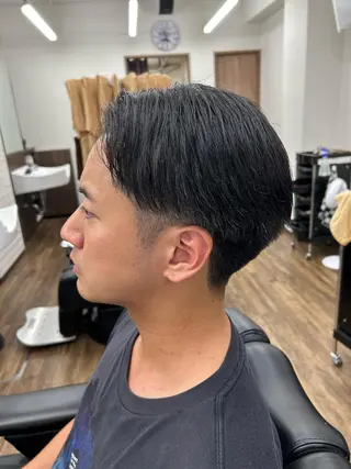 ショート メンズ DAN BRISE BARBER所属・馬上 拓海のヘアスタイル