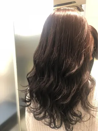 カラー ambellir 山本伽椰のヘアスタイル
