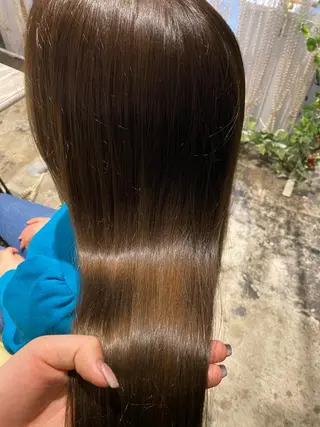 ロング カラー mulum所属・オタク美容師🎮 AKARIのヘアスタイル