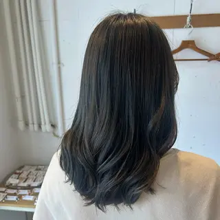 セミロング カラー タシロ サラ🌿のヘアスタイル
