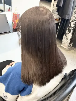 セミロング カラー 原宿 ツヤカラー🫧 ちり🍎のヘアスタイル