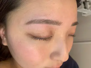 アイブロウ shiori ⟡.·のマツエク・マツパデザイン