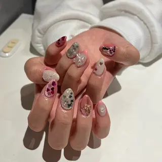 ネイル 高橋 麻里子のネイルデザイン