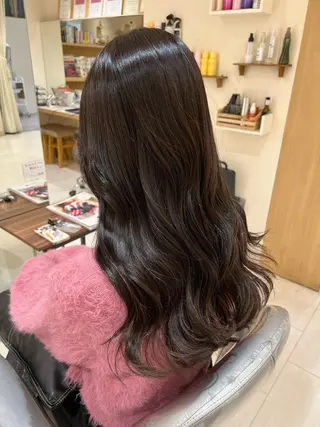 カラー 久永 菫のヘアスタイル