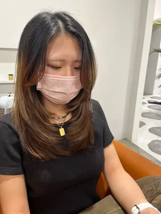 セミロング L⭐︎s  kind所属・L⭐︎s kind Amiのヘアスタイル