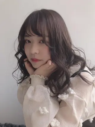 ミディアム カラー ヘアアレンジ 🦋美髪/エクステ 🦋アベイクミのヘアスタイル