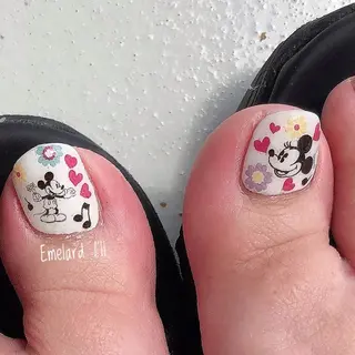 ネイル 沖縄市ネイルサロン エメラルドアイルのネイルデザイン