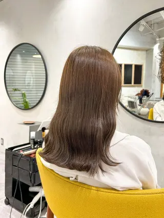 カラー 有岡 陽菜のヘアスタイル