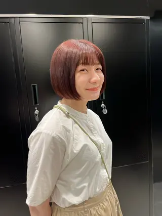 ショート カラー ウスイマイコ カット/ケアカラーのヘアスタイル